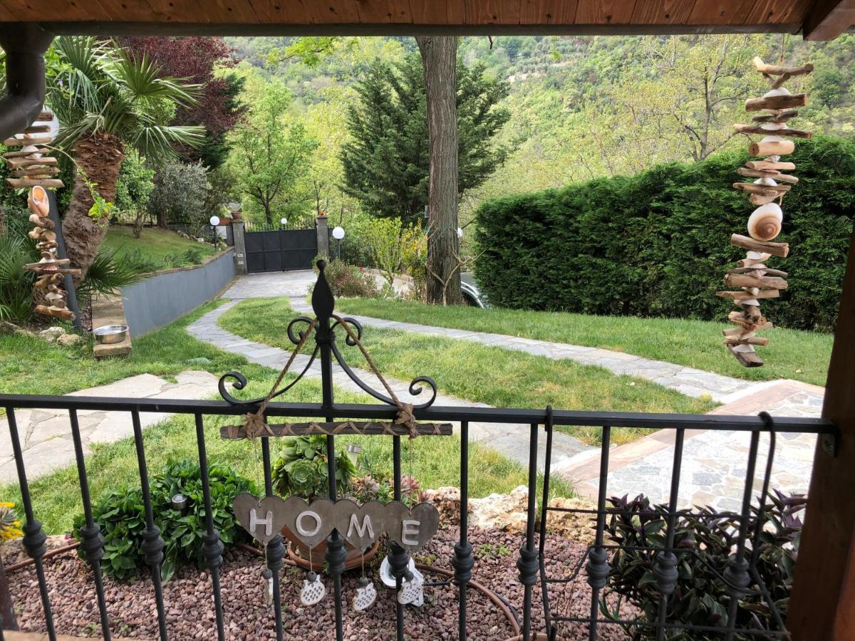 L'Acacia B&B 皮特拉利古 外观 照片
