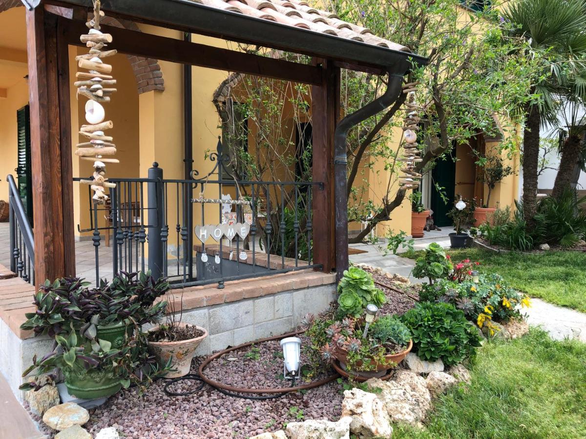 L'Acacia B&B 皮特拉利古 外观 照片